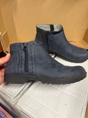 Women’s J Sport Navy ankle Boot with Dual Zippers